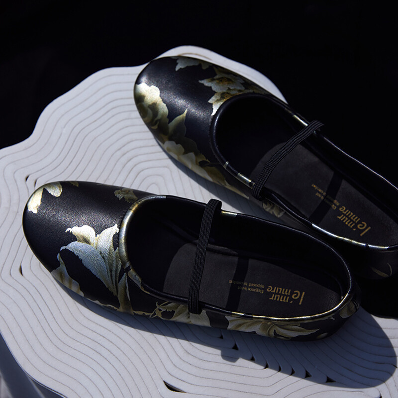 Laonore Chinese-style retro flats
