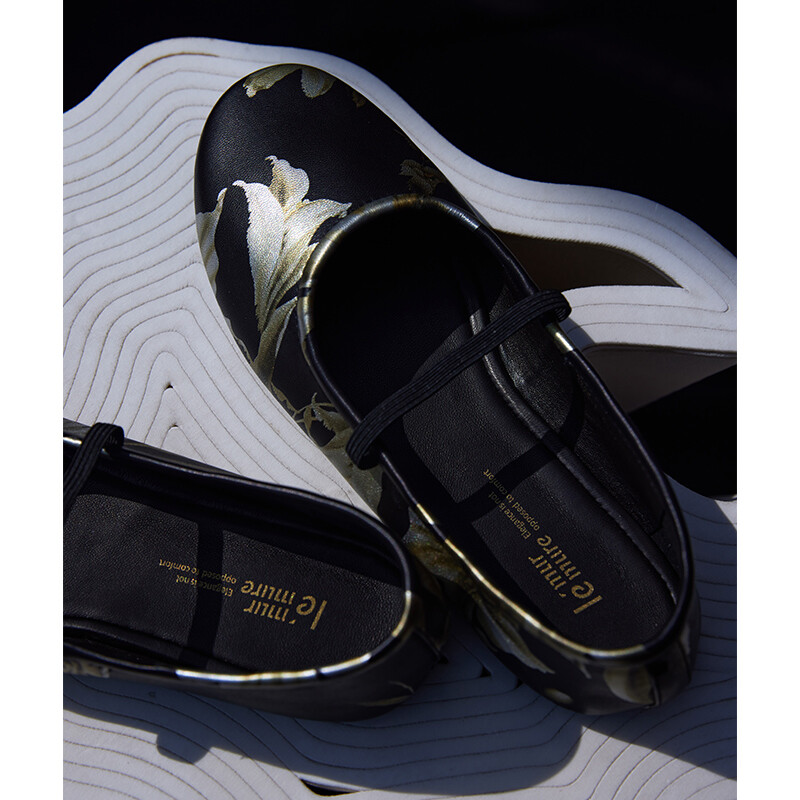 Laonore Chinese-style retro flats