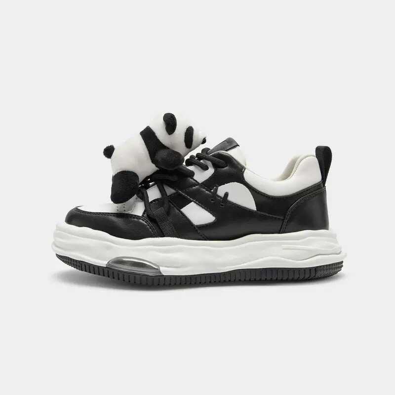 Panda plush sneaker