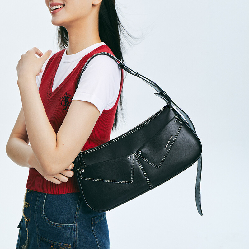 Collar Bag Small