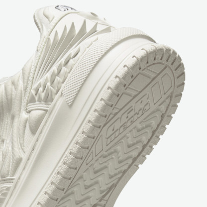 Dragon Scale Casual Sneakers