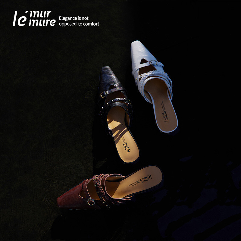 Hand-grip Textured Mules
