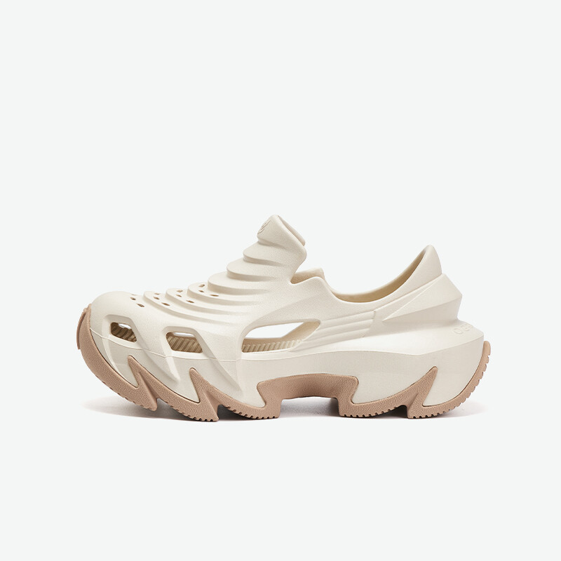 Dragon spike shoes