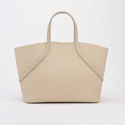 Scalloped string handbag