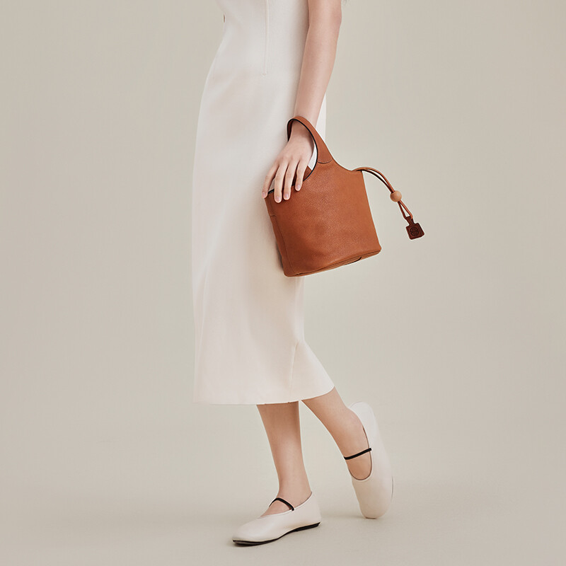 Lychee Pattern Bucket Bag