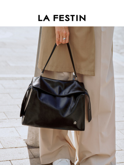 Folded Ear Series Leather Bag