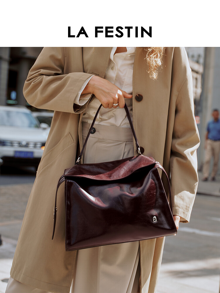 Folded Ear Series Leather Bag