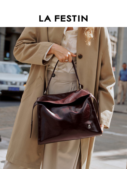 Folded Ear Series Leather Bag