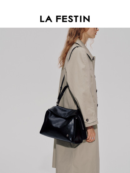 Folded Ear Series Leather Bag