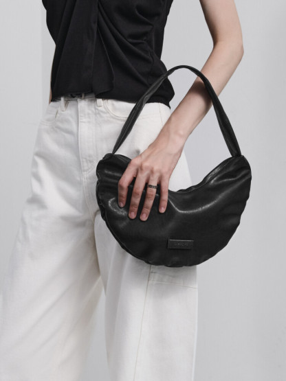 Banana Underarm Bag
