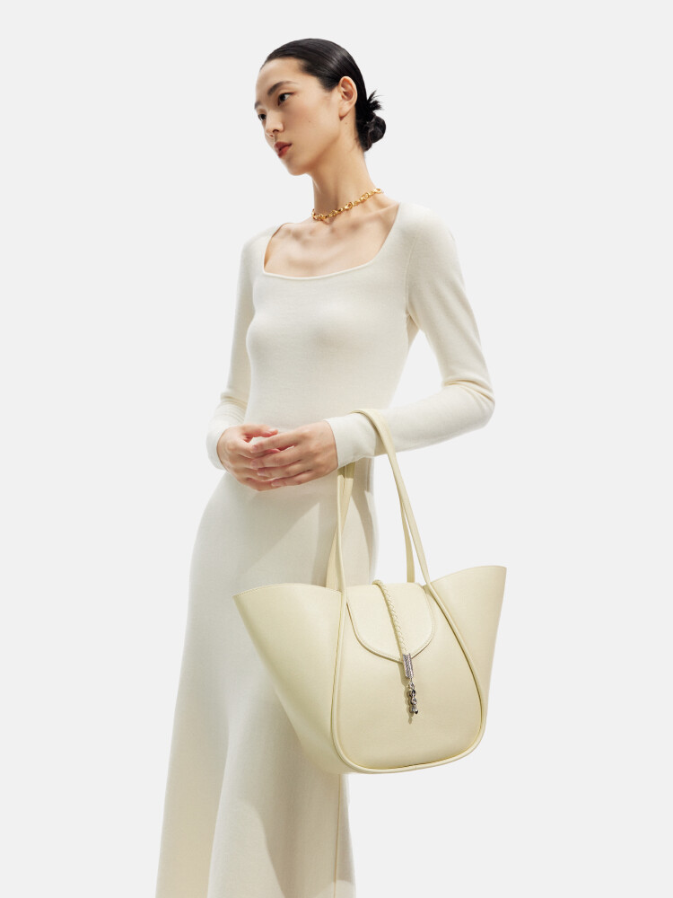Archer Tote Bag