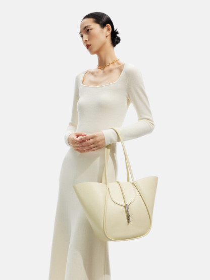 Archer Tote Bag