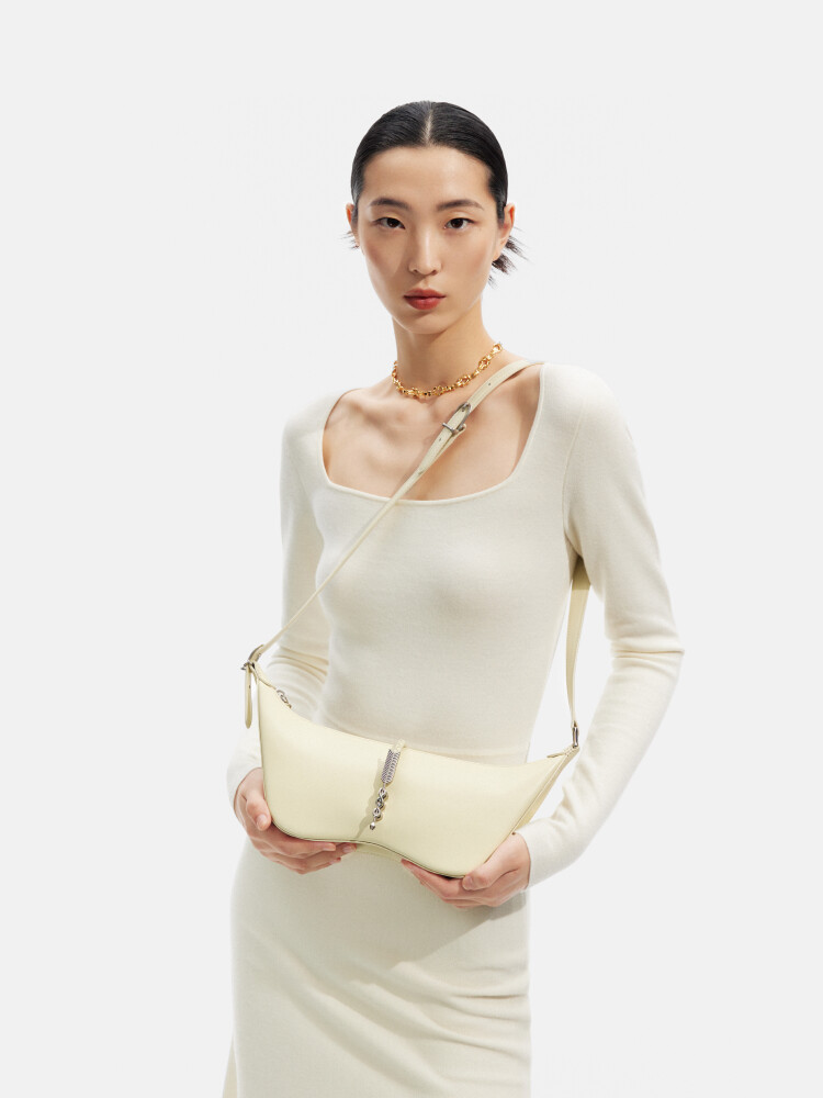 Archer Shoulder Bag