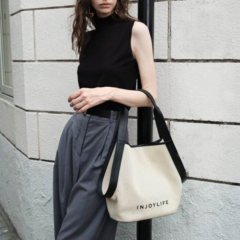 Roaming Basket Bag
