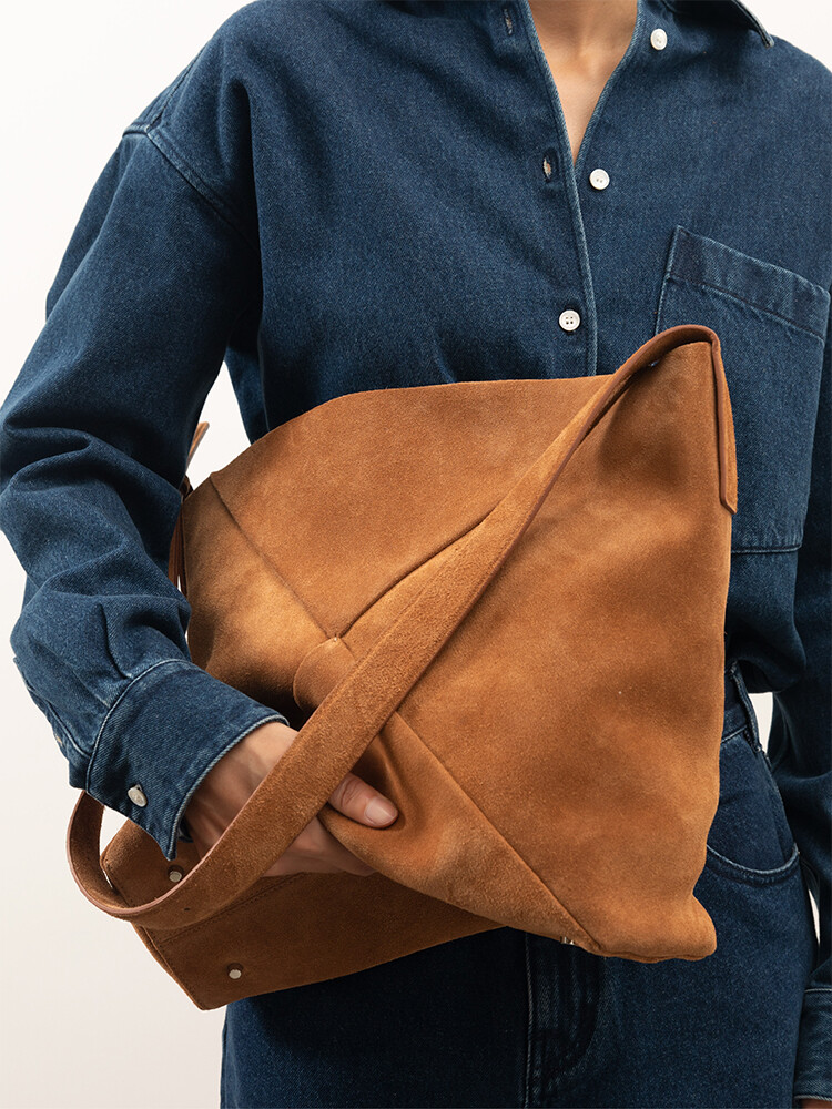 FACET SOFT Leather Tote Bag 
