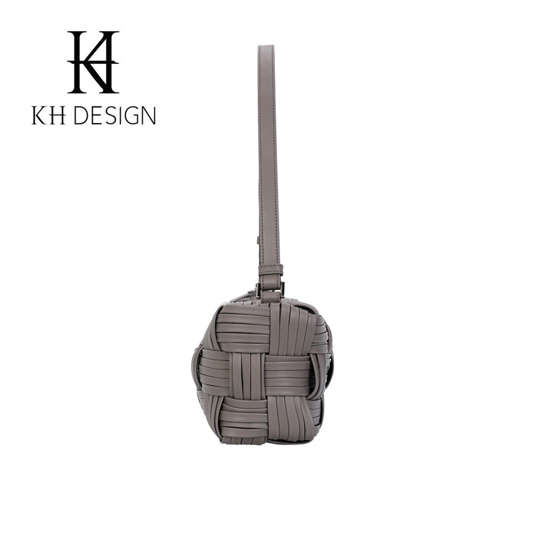 Fashion Line Art Bag