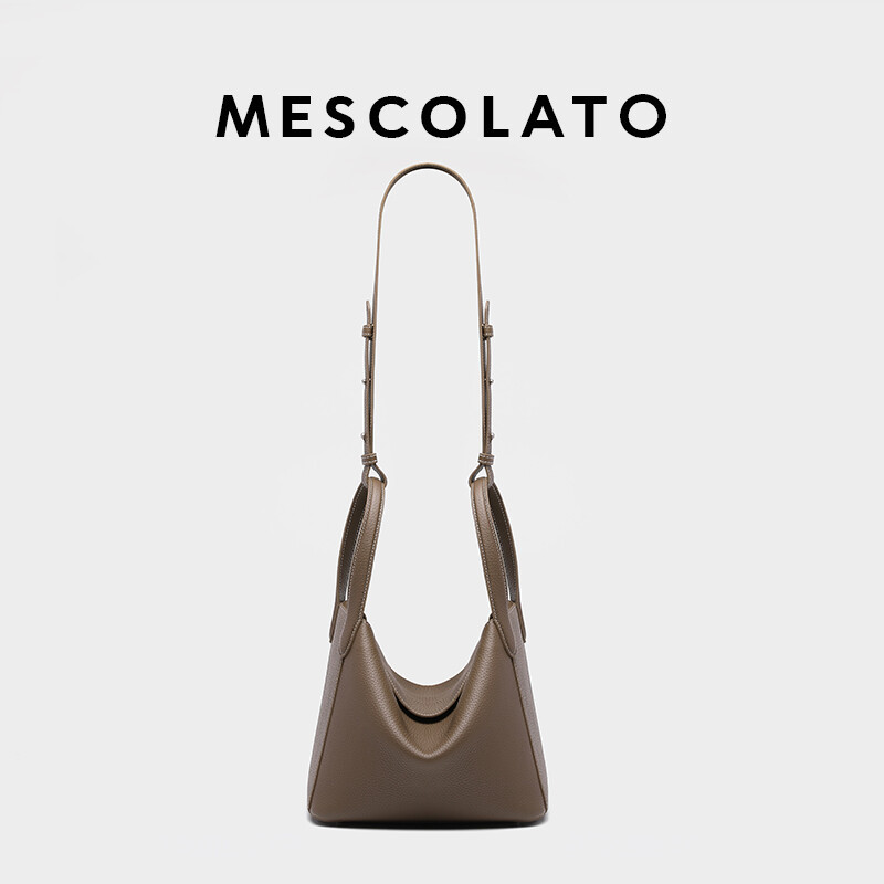 Commuter Bucket Bag
