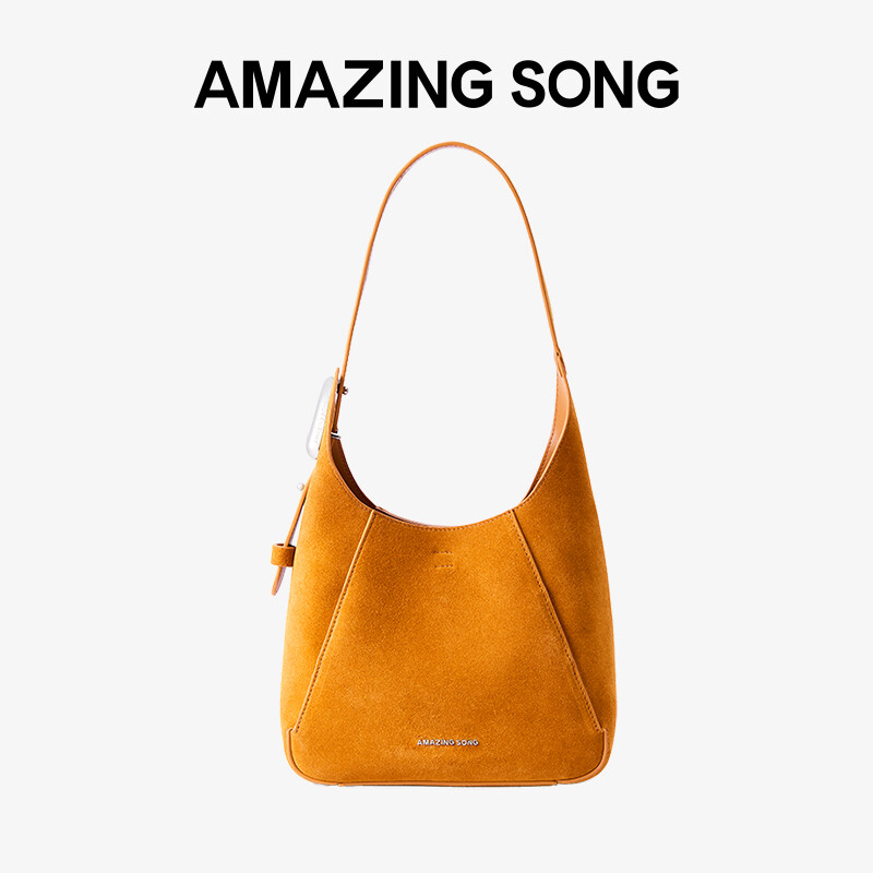 Flat Bucket Bag