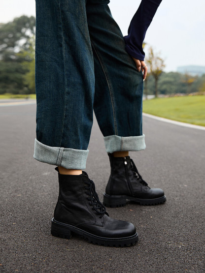 Round-Toe Short Martin Boots