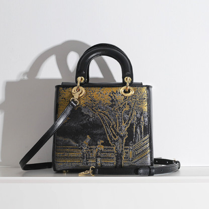 Han Palace Leather Handbag