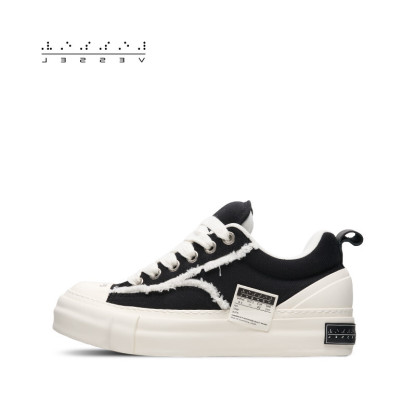 Nougat Classic Black