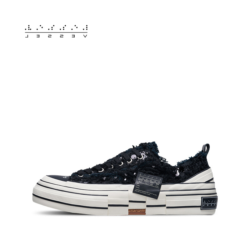 Swan Canvas Shoes