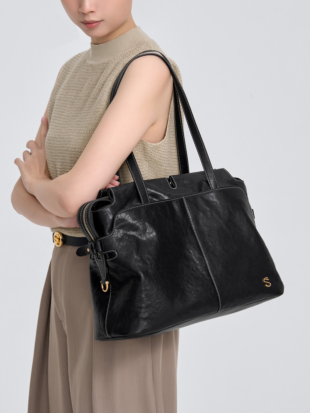 Xiang Ye Carry-on Bag