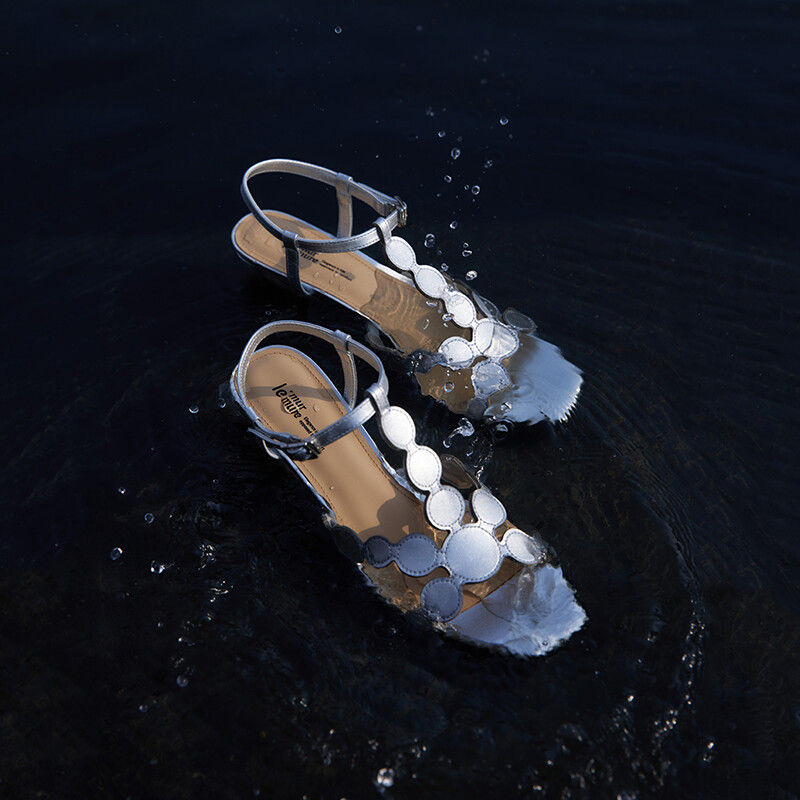 Burnt-Flower Art Sandals