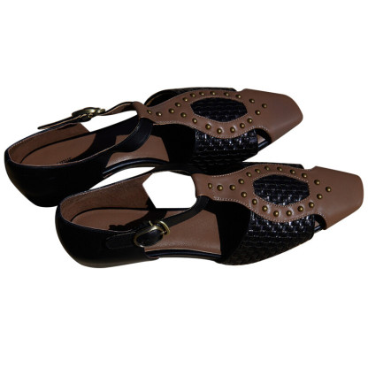 Facile studded woven sandals