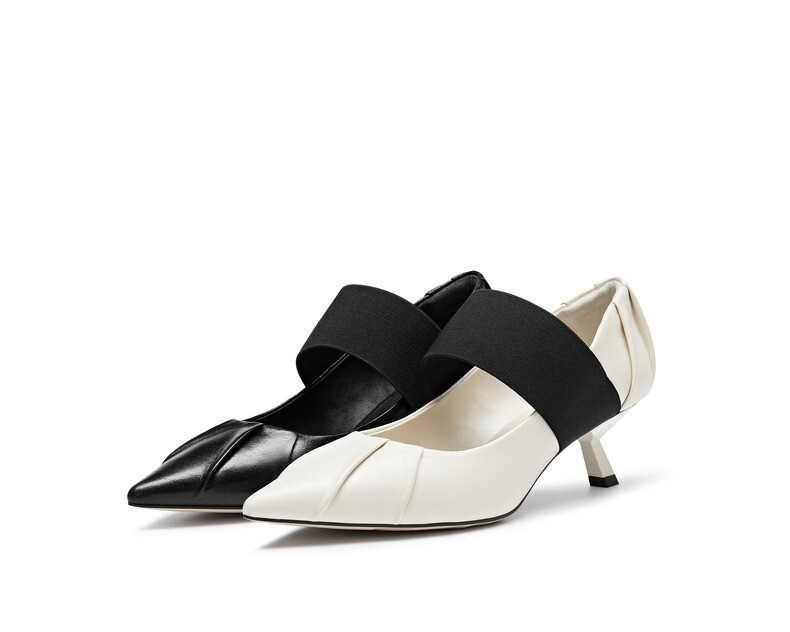 Croissant Mary Jane Heels
