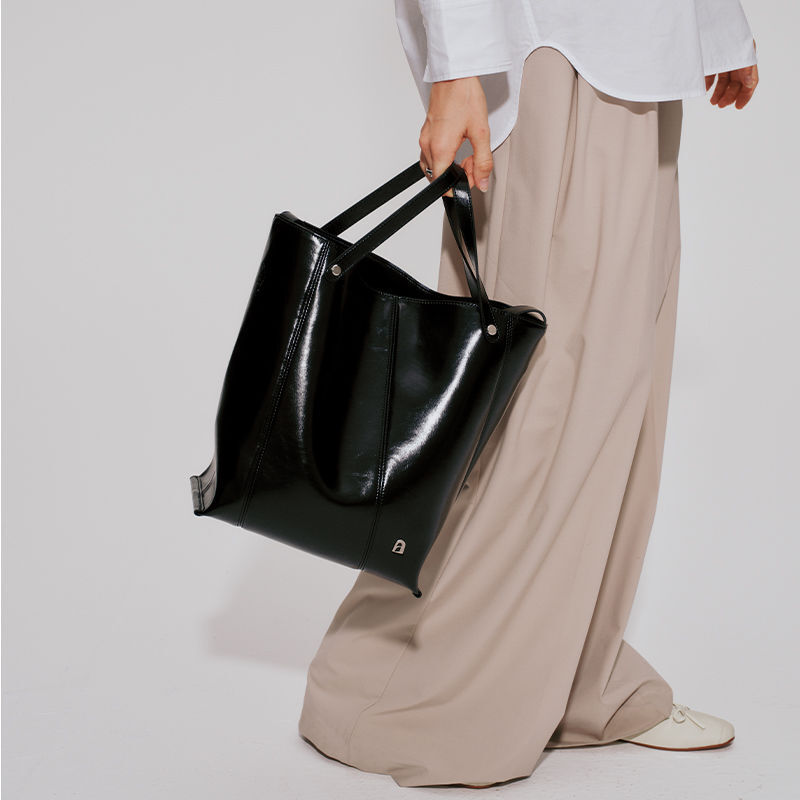 Letter Bucket Bag