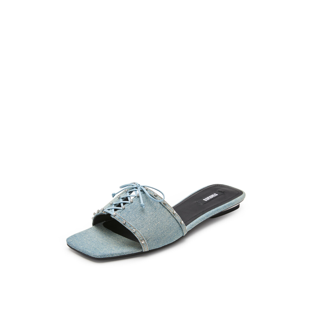 Diva Flat Sandals