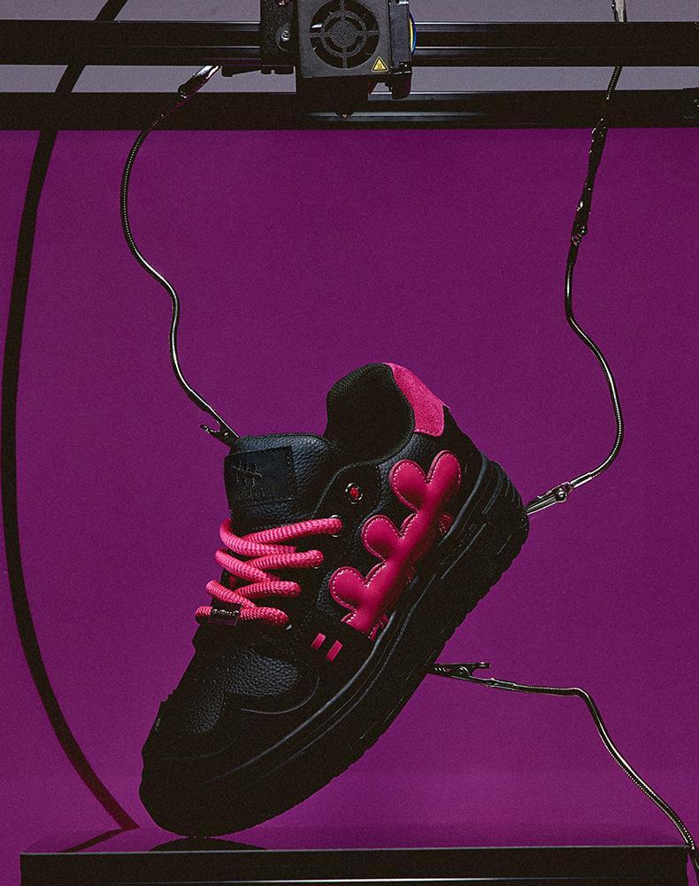 Endless Leather Sneaker