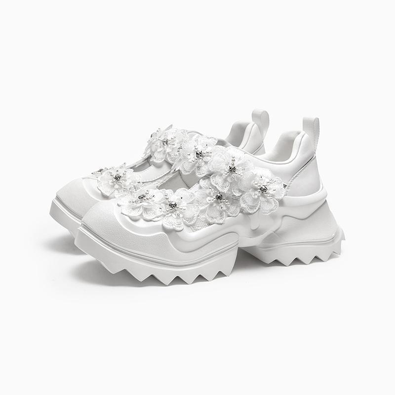 Lace flower sneakers