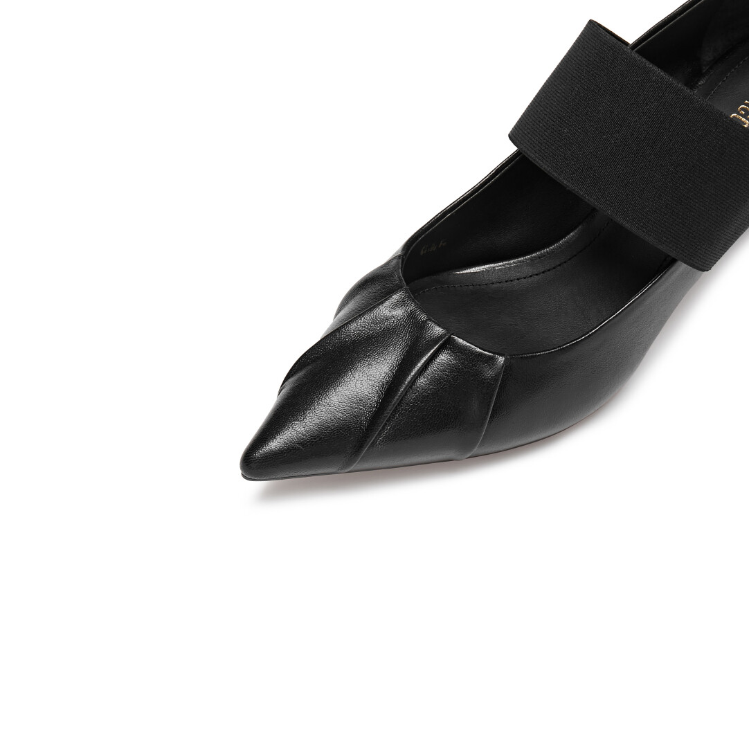 Croissant Mary Jane Heels