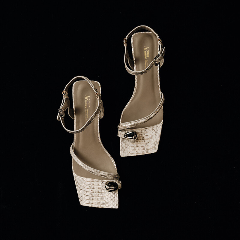Toe Ring Sandals