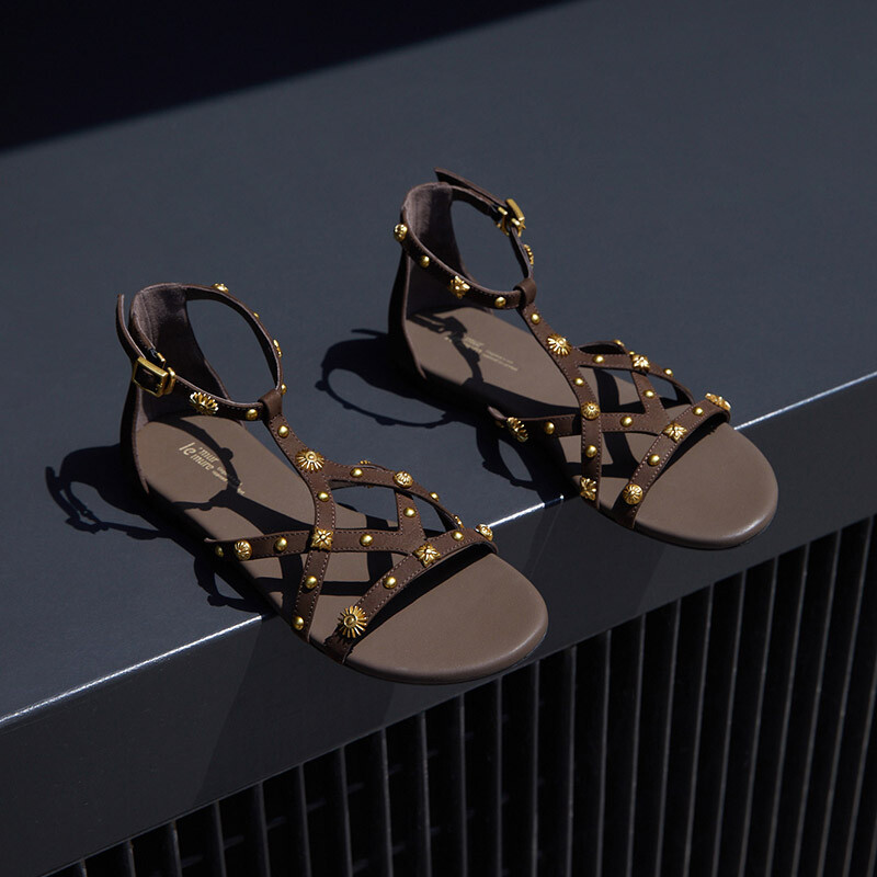 Jeunesse Roman Sandals