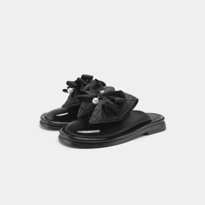 Korean-style sweet sandals
