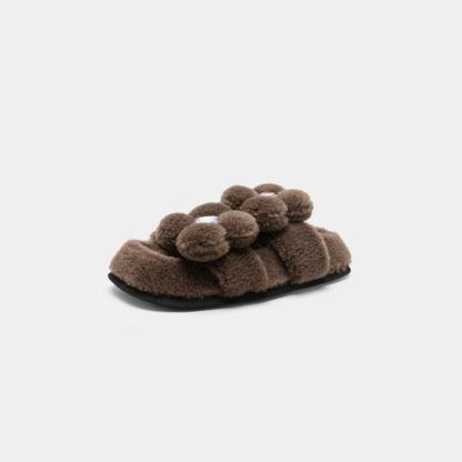 Sweet faux fur sandals