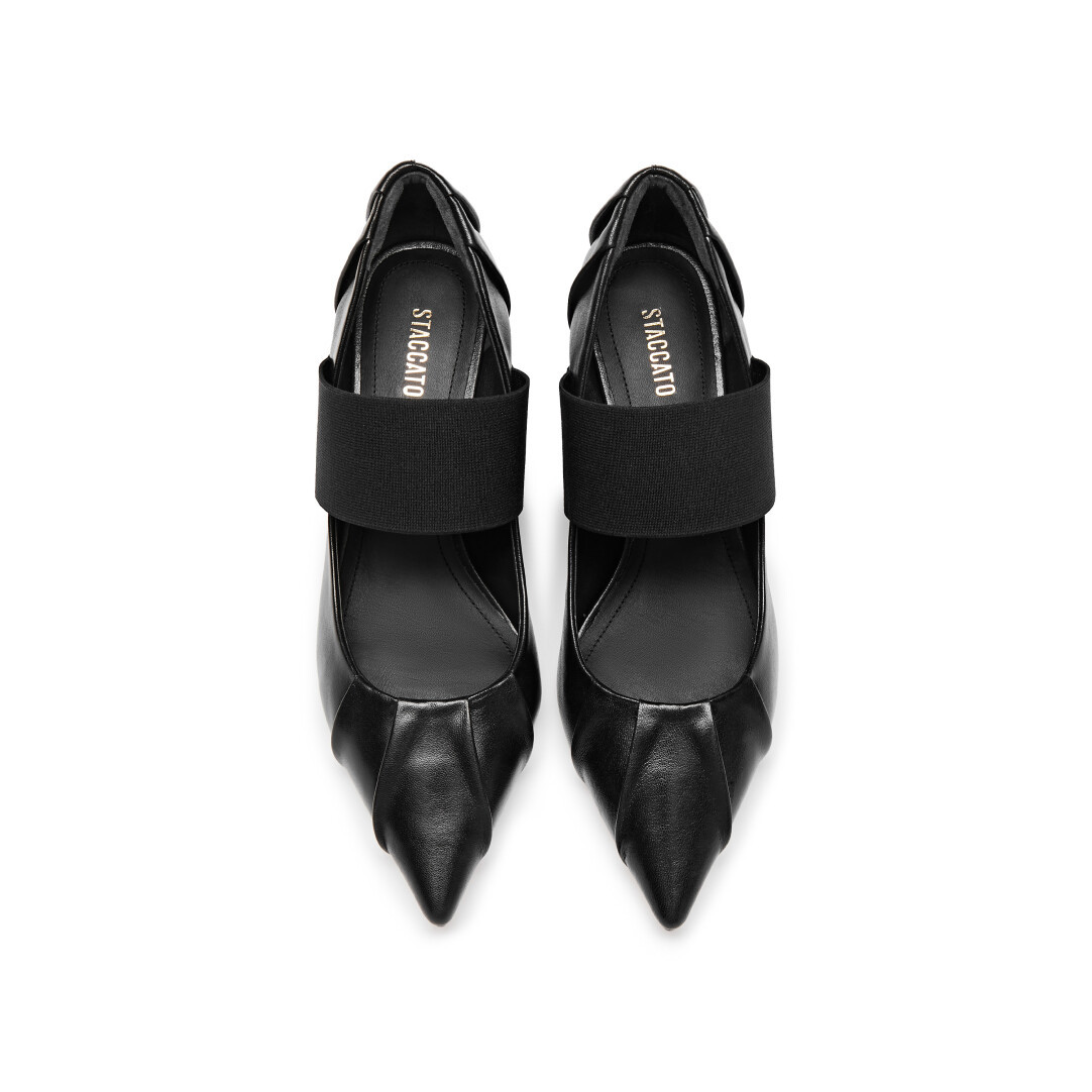 Croissant Mary Jane Heels
