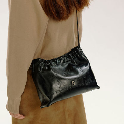 Pleated Leather Totebag 