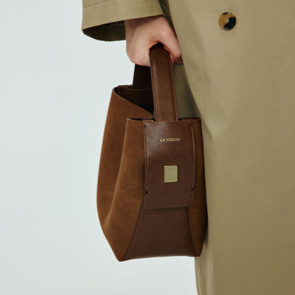 Ticket Fortune Bucket Bag