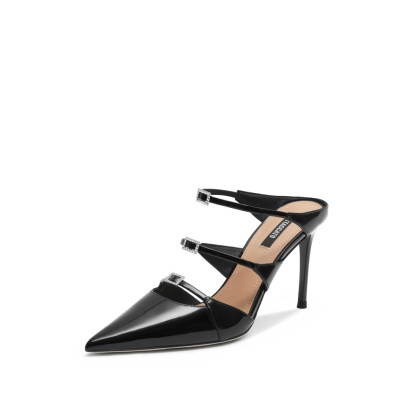 Queen of Spades Heels