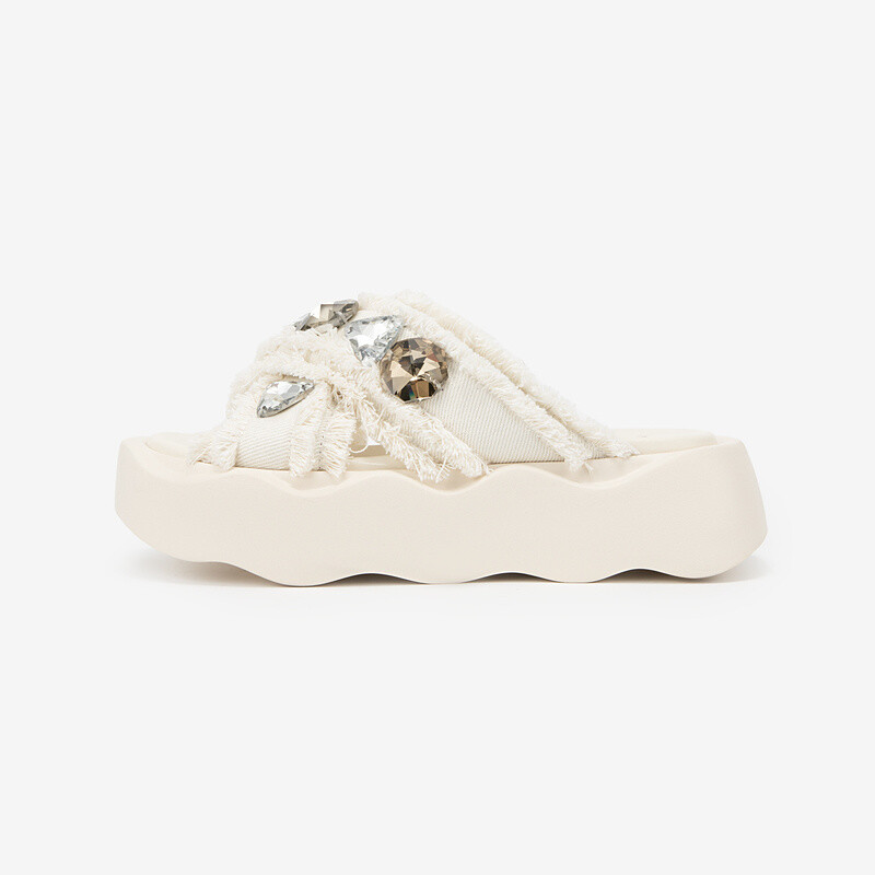 Leisure Dream Journey sandals