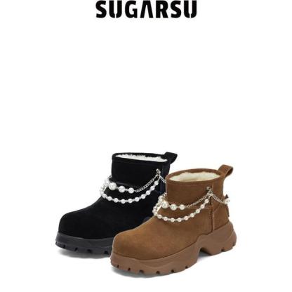 Pearl Chain Snow Boots