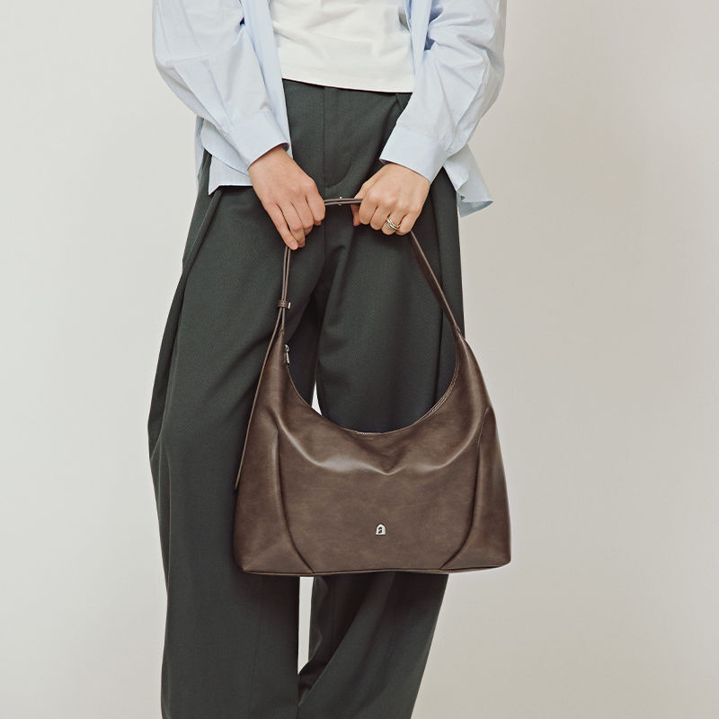 Belly Basket Tote bag
