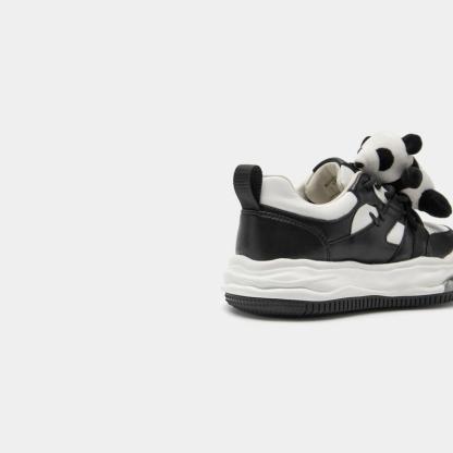 Panda plush sneaker