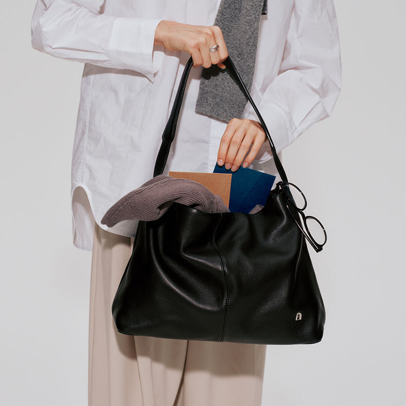 Lazy bag L (LAN LAN Bag)