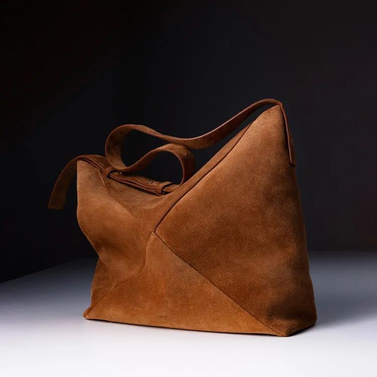 FACET SOFT Leather Tote Bag 
