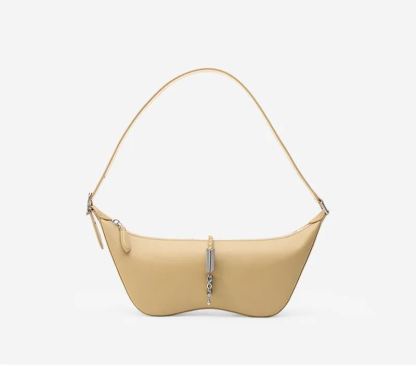 Archer Shoulder Bag